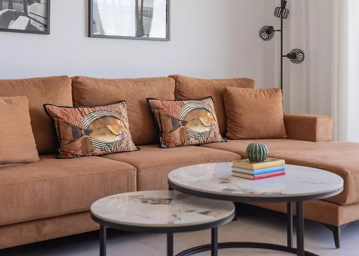 Ar3 Stylish New In With Pool, Gym And Garage Apartamento Estepona