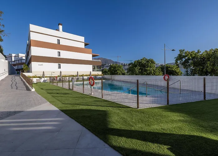 Apartamento Ar3 Stylish New In With Pool, Gym And Garage Estepona