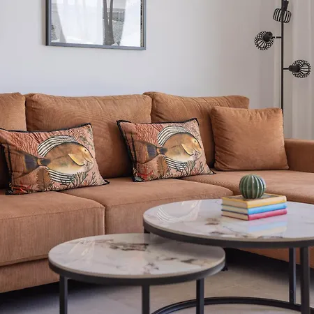 Ar3 Stylish New In With Pool, Gym And Garage Appartamento Estepona